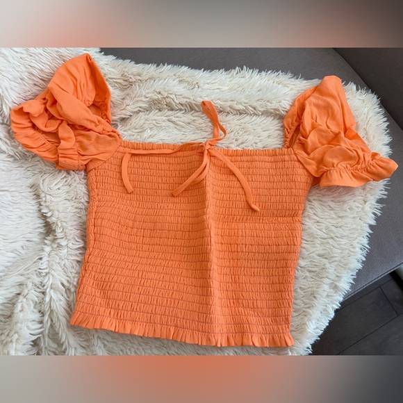 Wilfred smocked square-neck blouse (new) - Picture 2 of 2